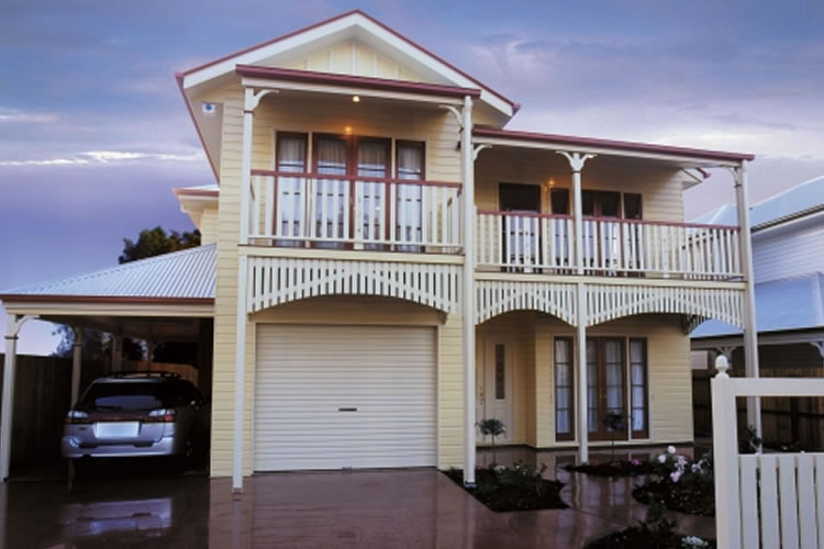 B&D Storm-Shield™ Rolling Door